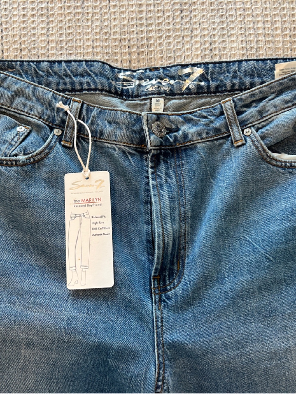 Seven7 Women's High-Rise Blue Denim Jeans